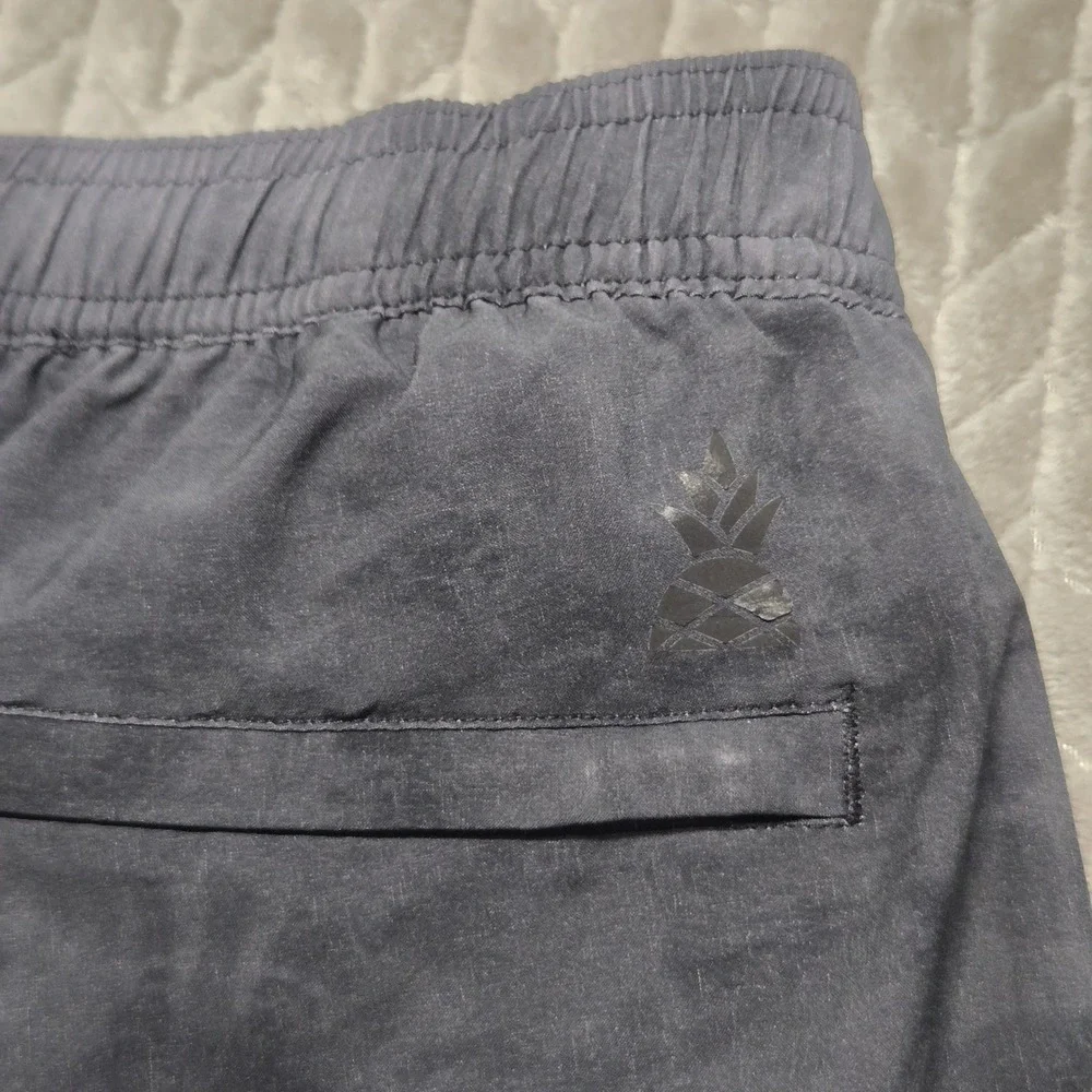 Chubbies Mens 7 Inch Everywear Shorts Grey Tie Dye Lined Size Large